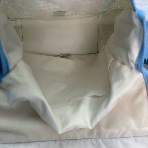 Vintage LeSportsac Blue Floral Nylon Crossbody Saddle Bag NWT USA - Picture 3 of 13